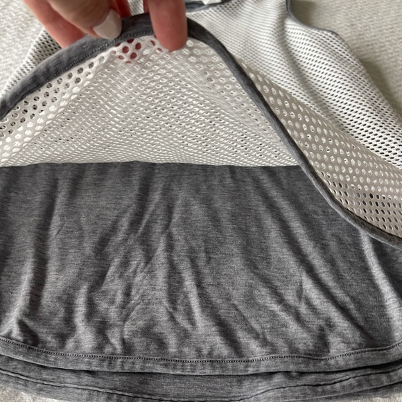 AthletaGirl Mesh n Move Reversible Tank - Picture 3 of 4